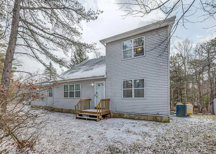 The Gap At Poconos- Sun Room-Arcade- Game Room