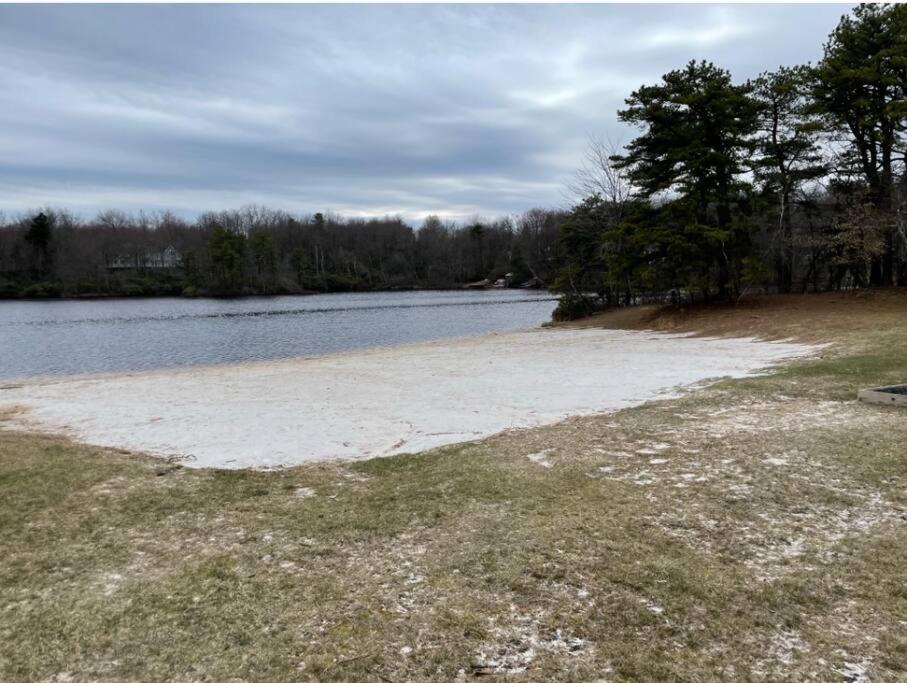 The Gap At Poconos- Sun Room-arcade- Game Long Pond