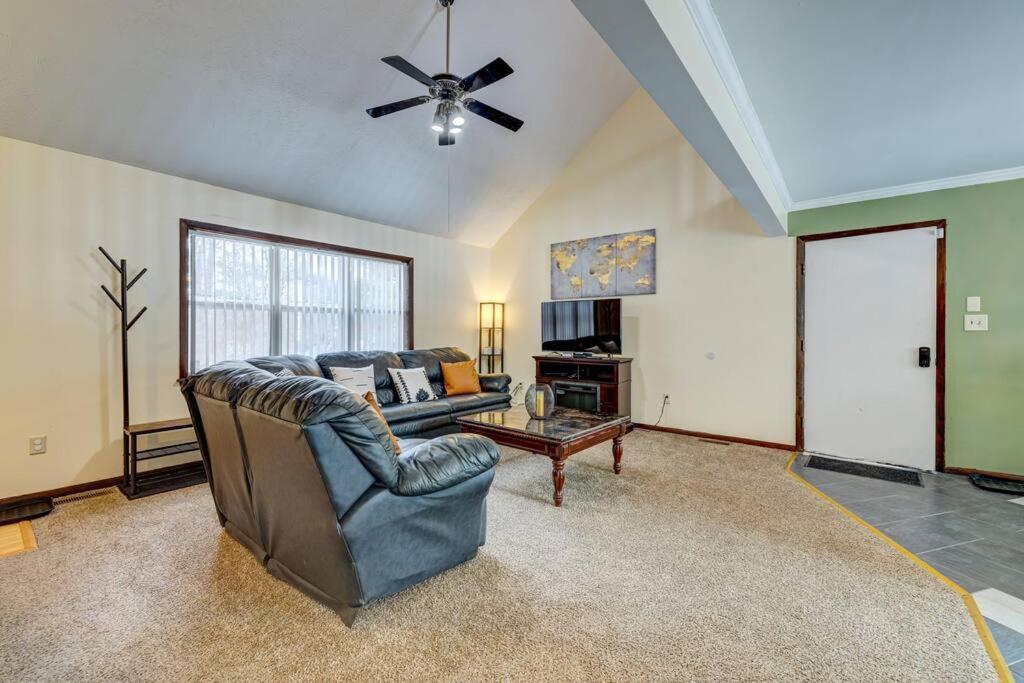 The Gap At Poconos- Sun Room-arcade- Game Holiday home